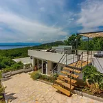 Privathaus Mit Pool Und Traumhaften Ausblick بيت للعطل *