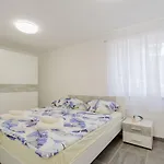 Privathaus Mit Pool Und Traumhaften Ausblick * تْسْغيكفانِتْسا