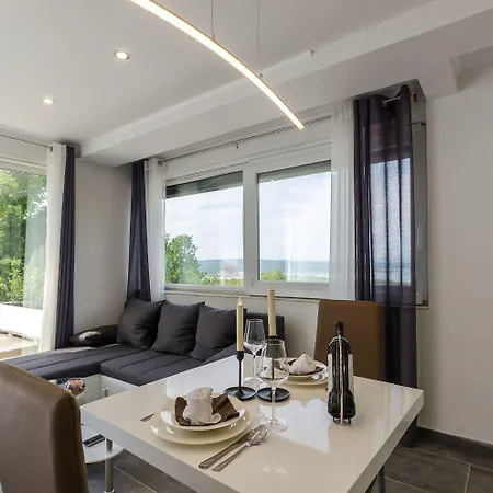 Privathaus Mit Pool Und Traumhaften Ausblick Dom wakacyjny