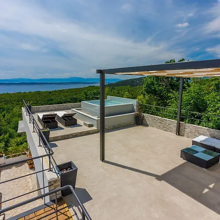Casa de Férias Privathaus Mit Pool Und Traumhaften Ausblick Crikvenica