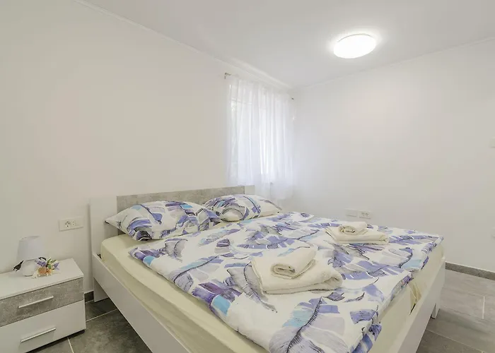 Ferienhaus Privathaus Mit Pool Und Traumhaften Ausblick Crikvenica